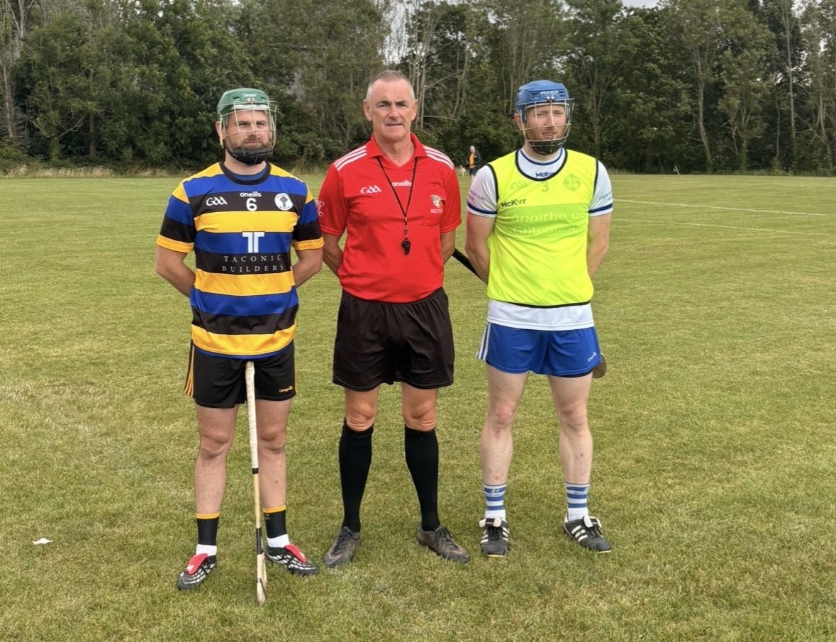 CAPTAINS MEET: Robbie Gallagher and Liam Dillon pictured in between Fiontann McCotter