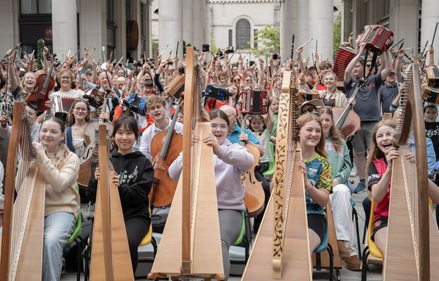 Níos mó ná míle dalta ag Scoil TradFest 2026