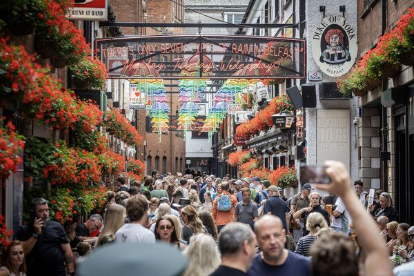 Day 5 of the Fleadh takes the action from day into evening