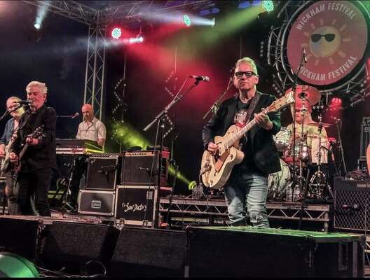 FÉILE 26: Saw Doctors headline Falls Park and Prisoners Day at the Felons on Friday