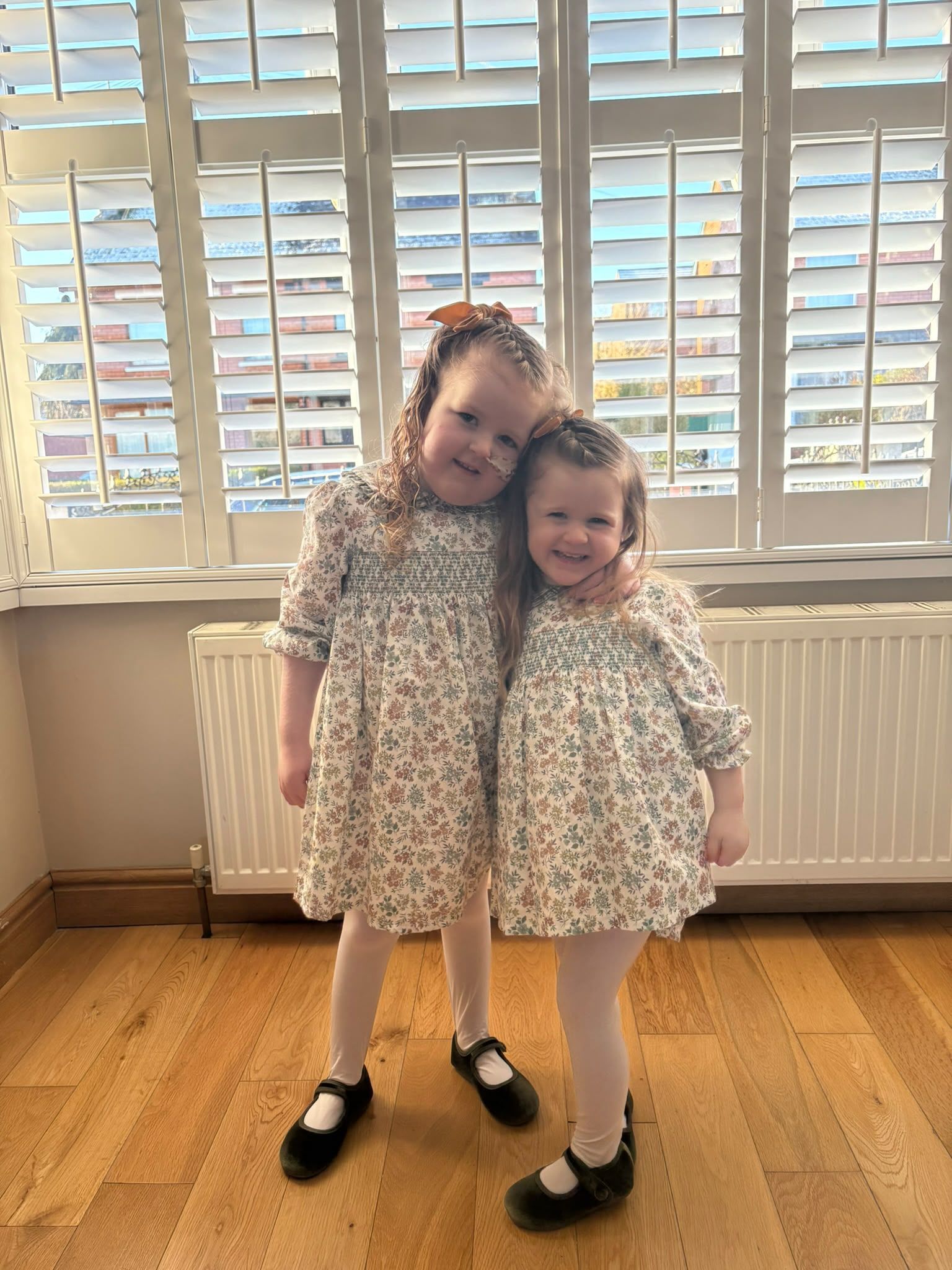 LÁ DO BHLÁTHNAID: Bláthnaid Ní Mhaoilmheanna and her sister, Duailtín