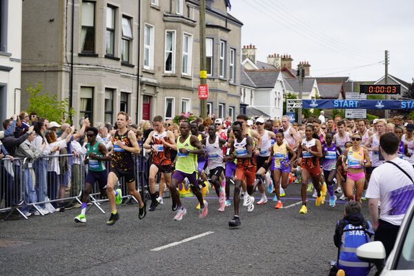 Luas i Latharna!