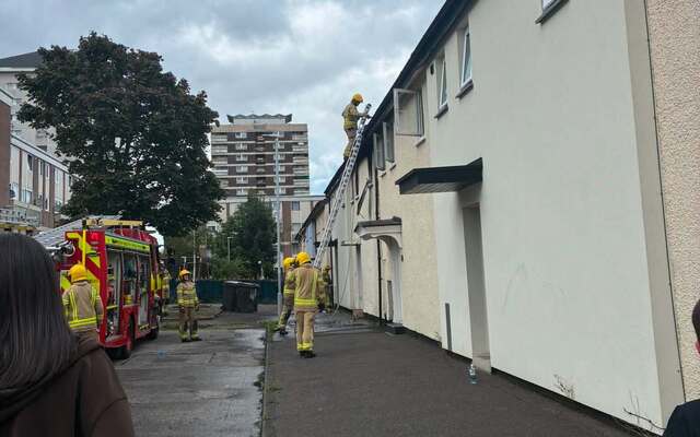Neighbours praised for bravery after New Lodge fire 