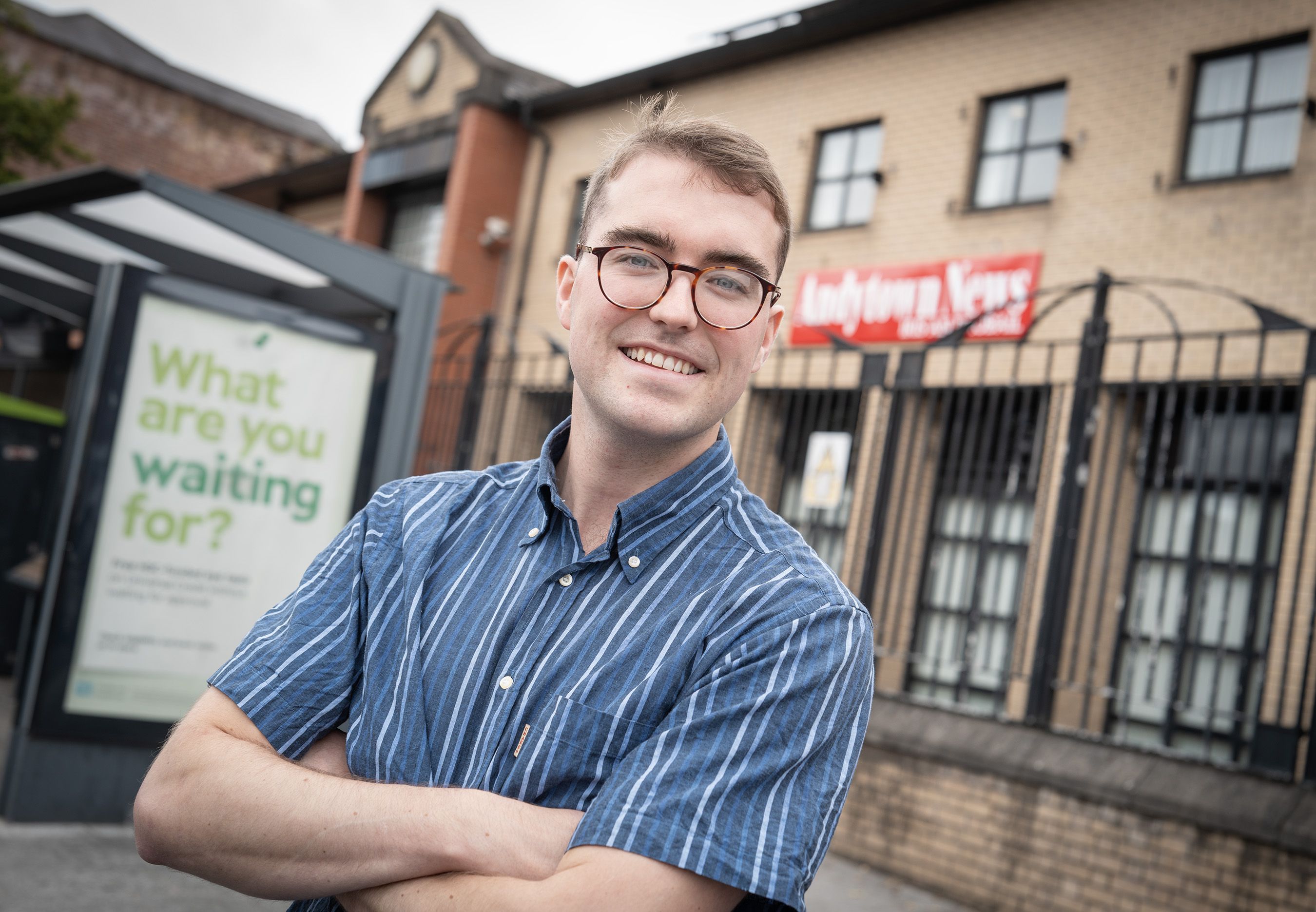IRISEOIR ÚR: Aodhán Ó Baoill, new Irish-language journalist for Tuairiscigh Béal Feirste – Report for Belfast CIC