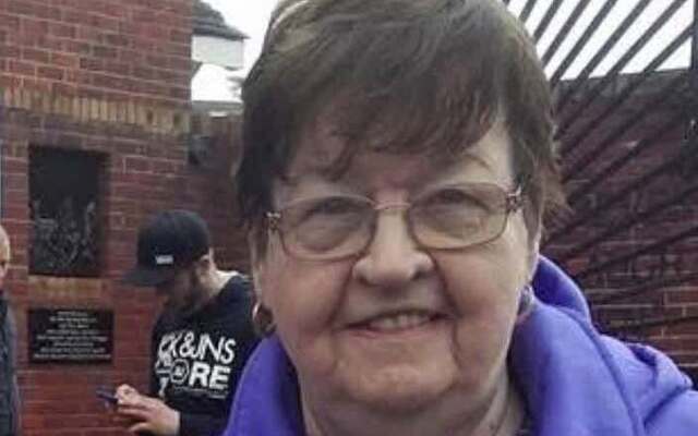 Tributes paid to lifelong republican and community activist Lily McCurdy 