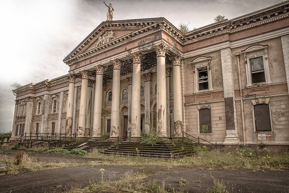 FIRE: Crumlin Road courthouse 