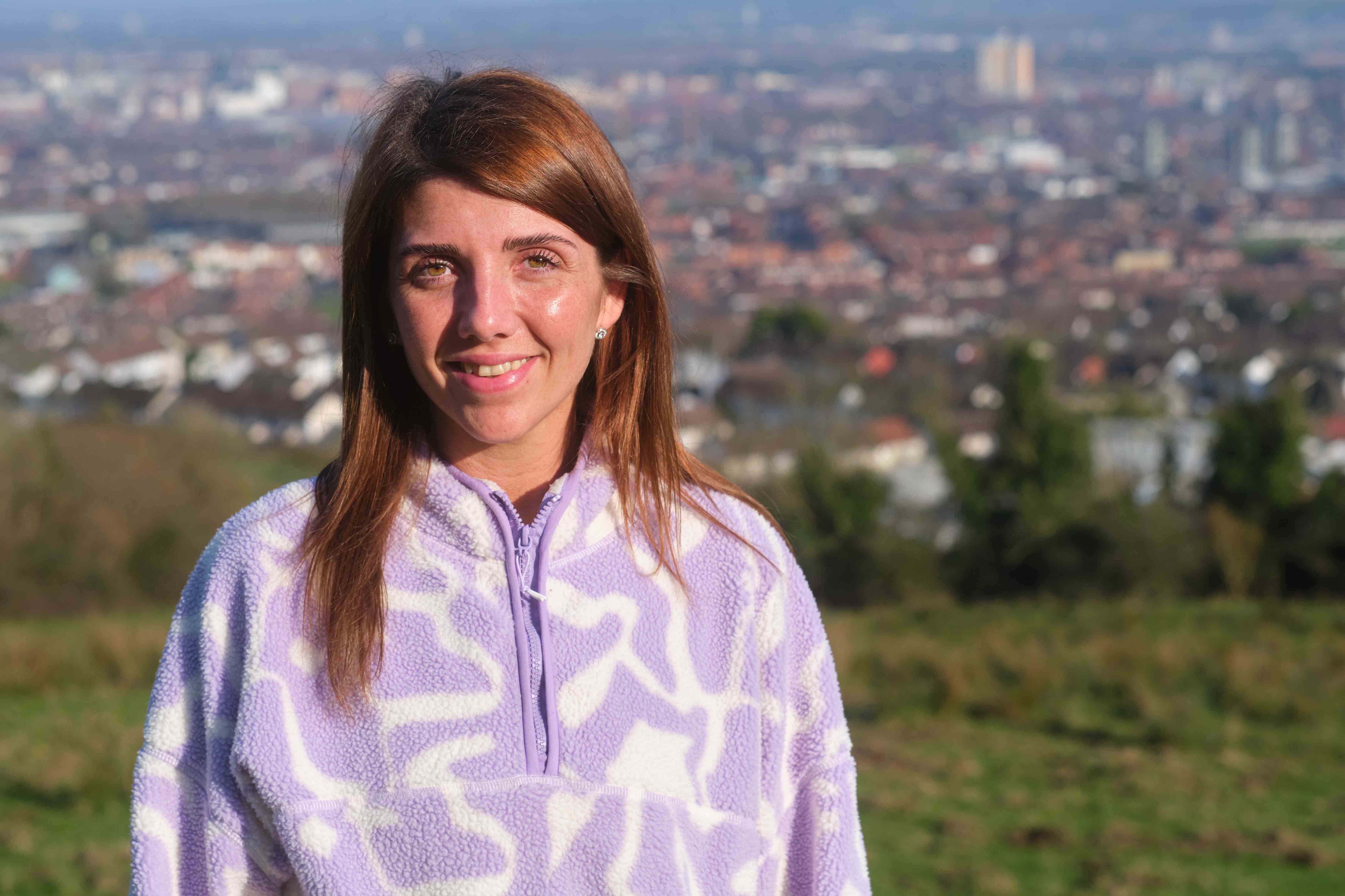 CLÁR ÚR: Aoife Enright as Iarthar Bhéal Feirste
