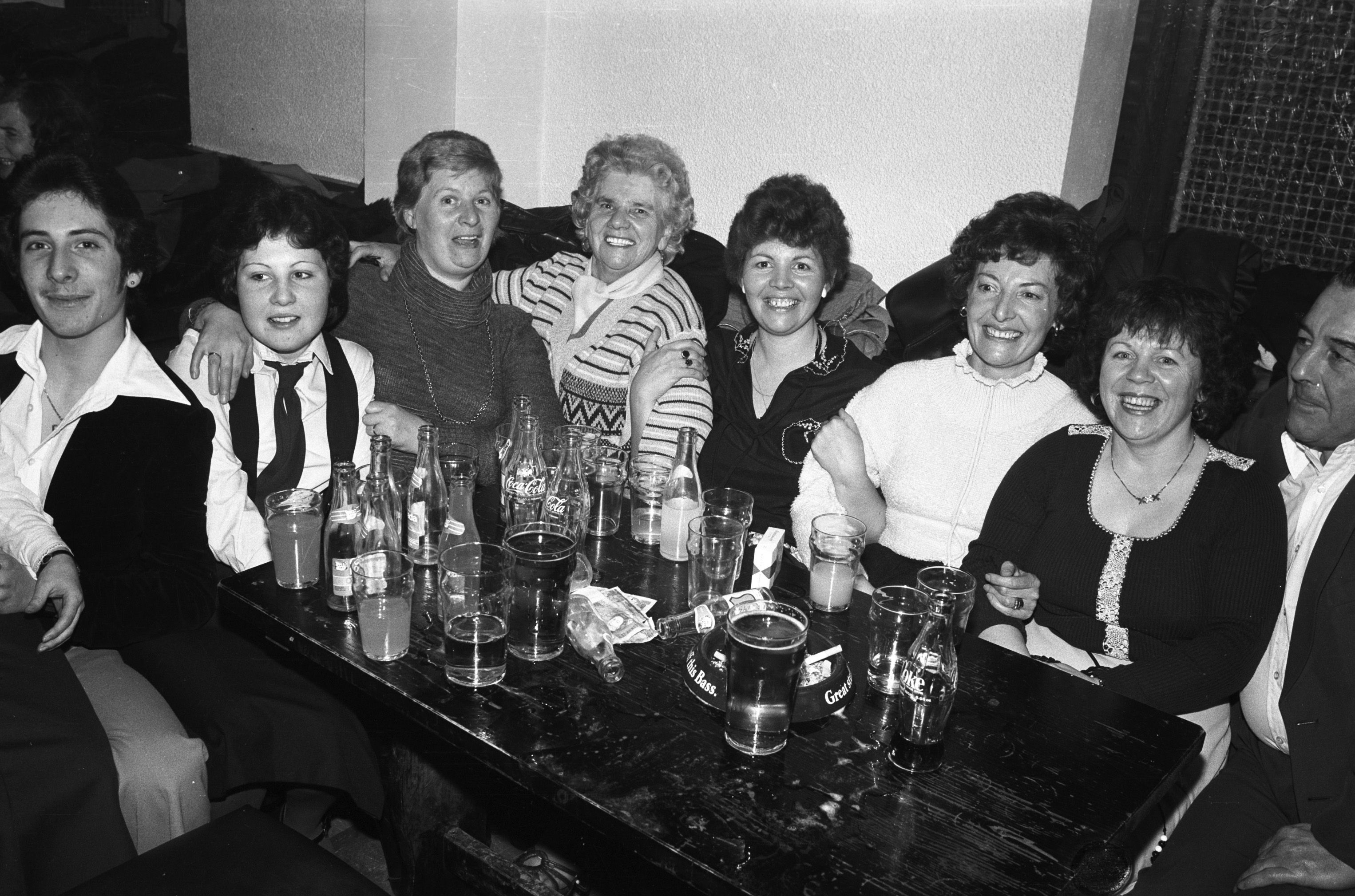 Jackie McGeogh, Patricia Duffy, Rose Loughlin, Joan McCann, Sadie McGeogh and Bell McLaughlin