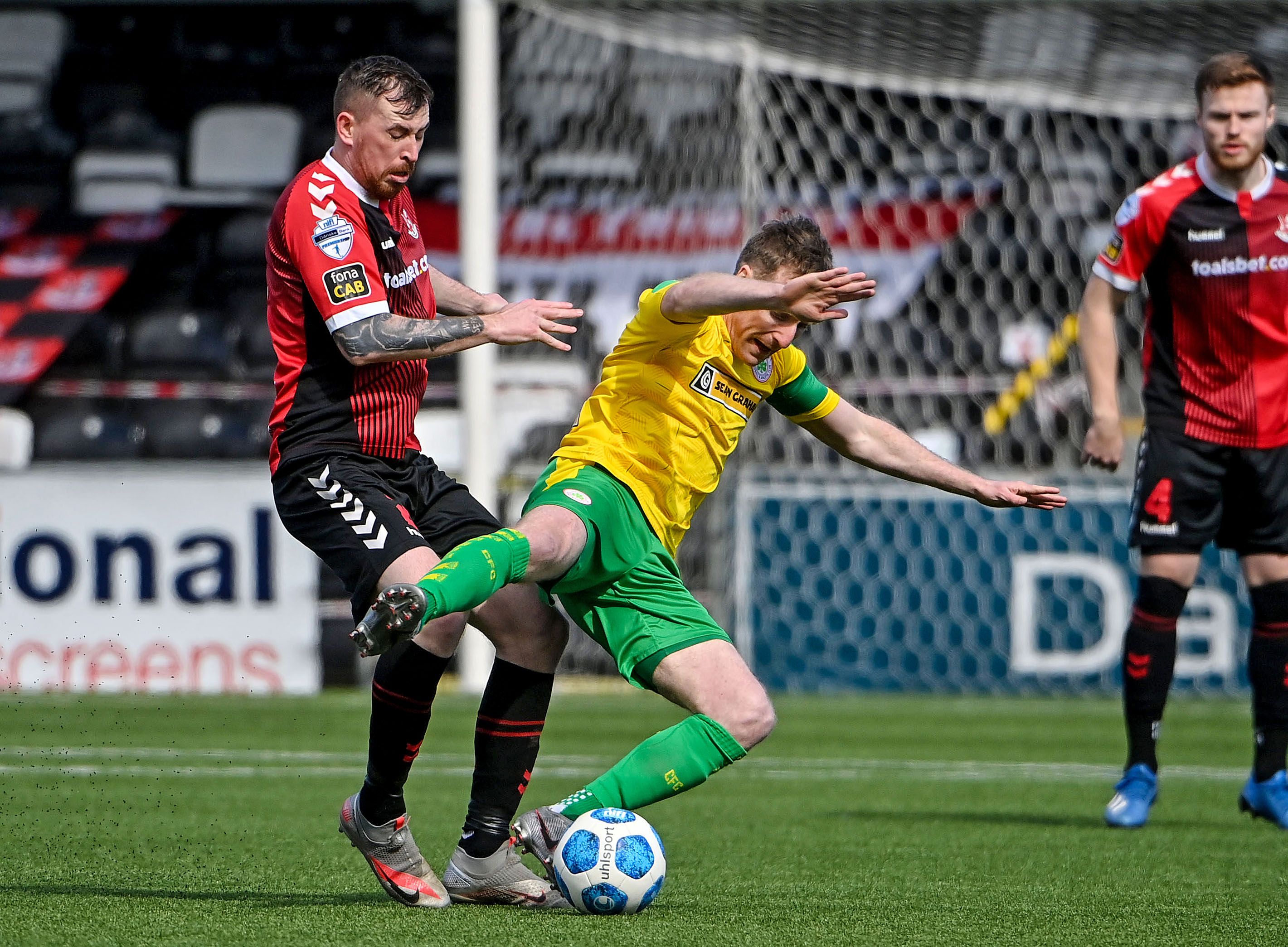 Billy Joe Burns in action with Liam Bagnall