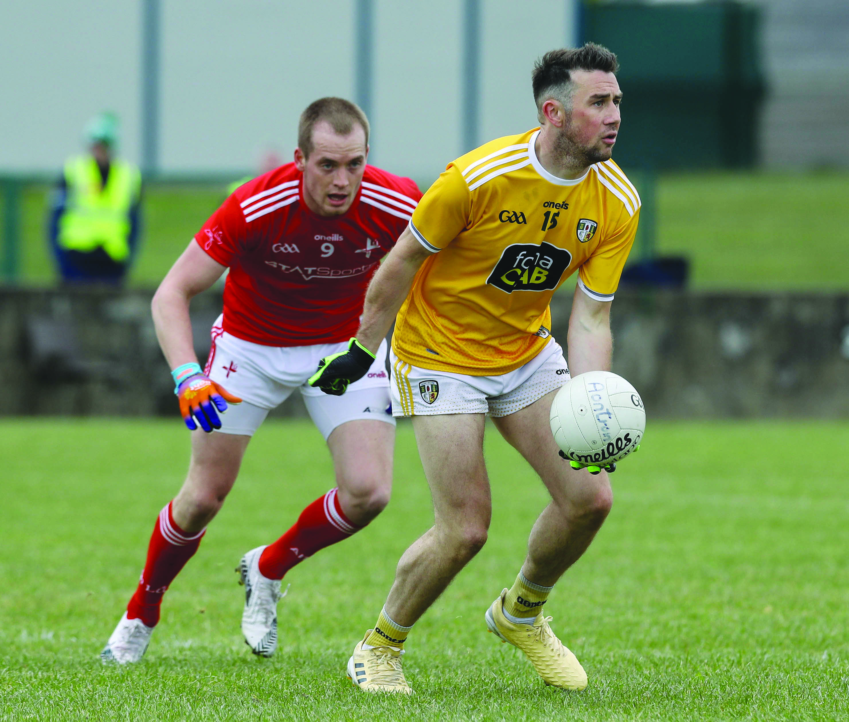 A hamstring strain has left Conor Murray in a race against time to be fit for Sunday