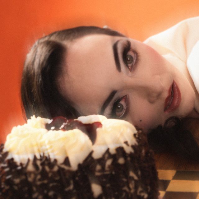 Clara Tracey’s new single, ‘Jane Birkin’, is a joy from start to finish