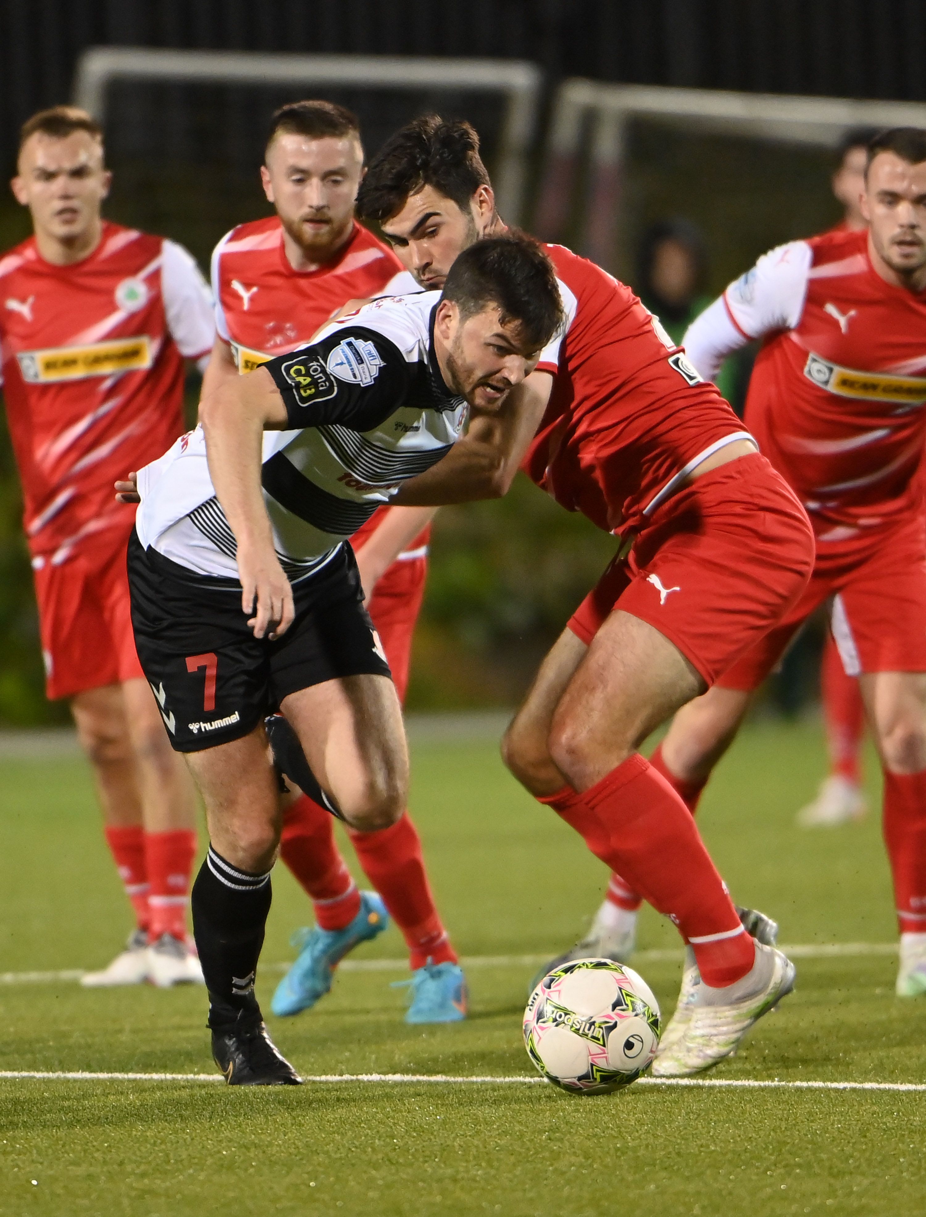 Luke Turner challenges Philip Lowry 