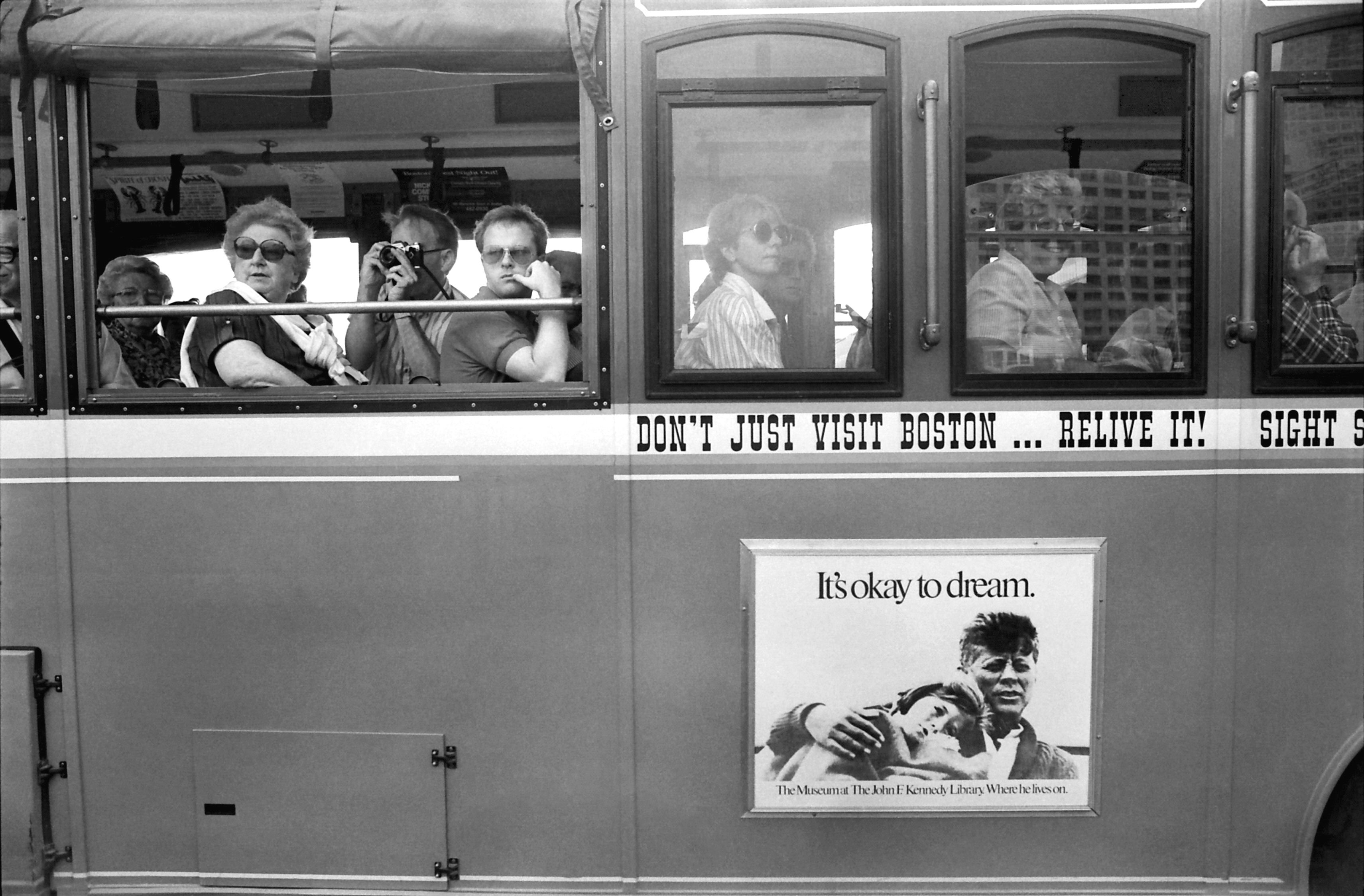 Boston sightseeing bus Central District 2