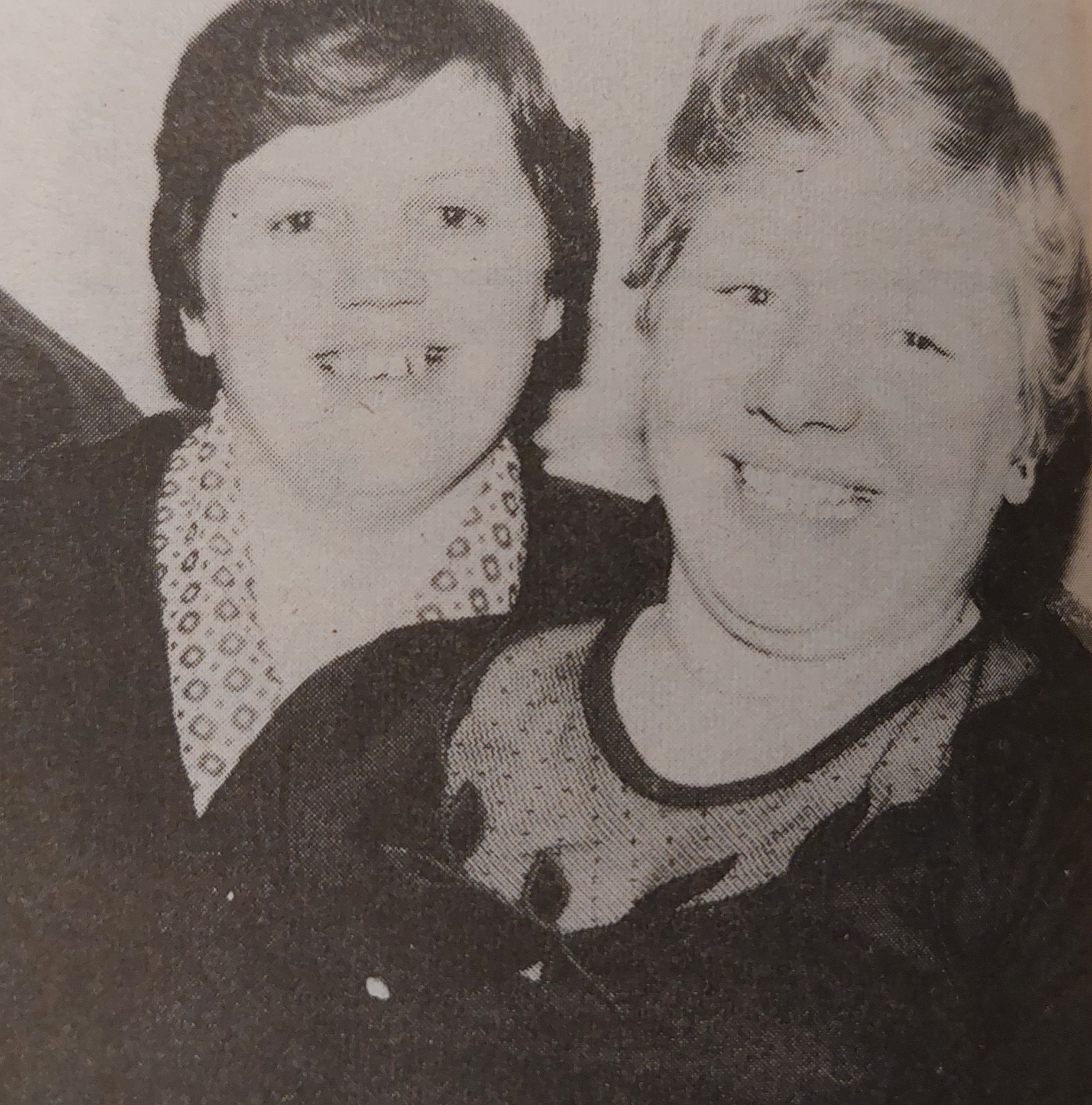 Isobel McCrory and Mary McGrath enjoying a night out at the Big Band Night in Turf Lodge