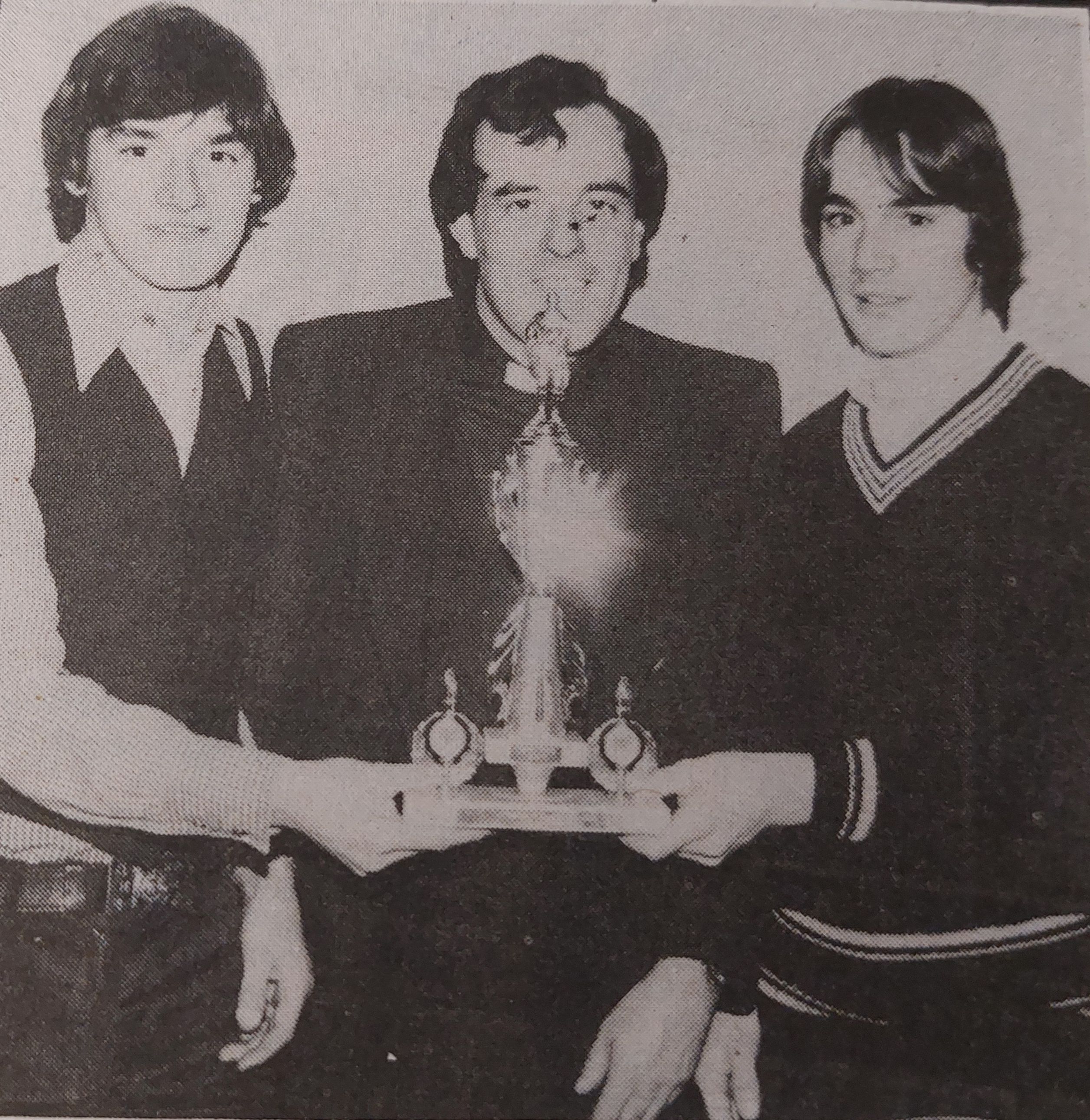 Fr Matt Wallace makes trophy presentations during the Lámh Dhearg annual dinner in 1980