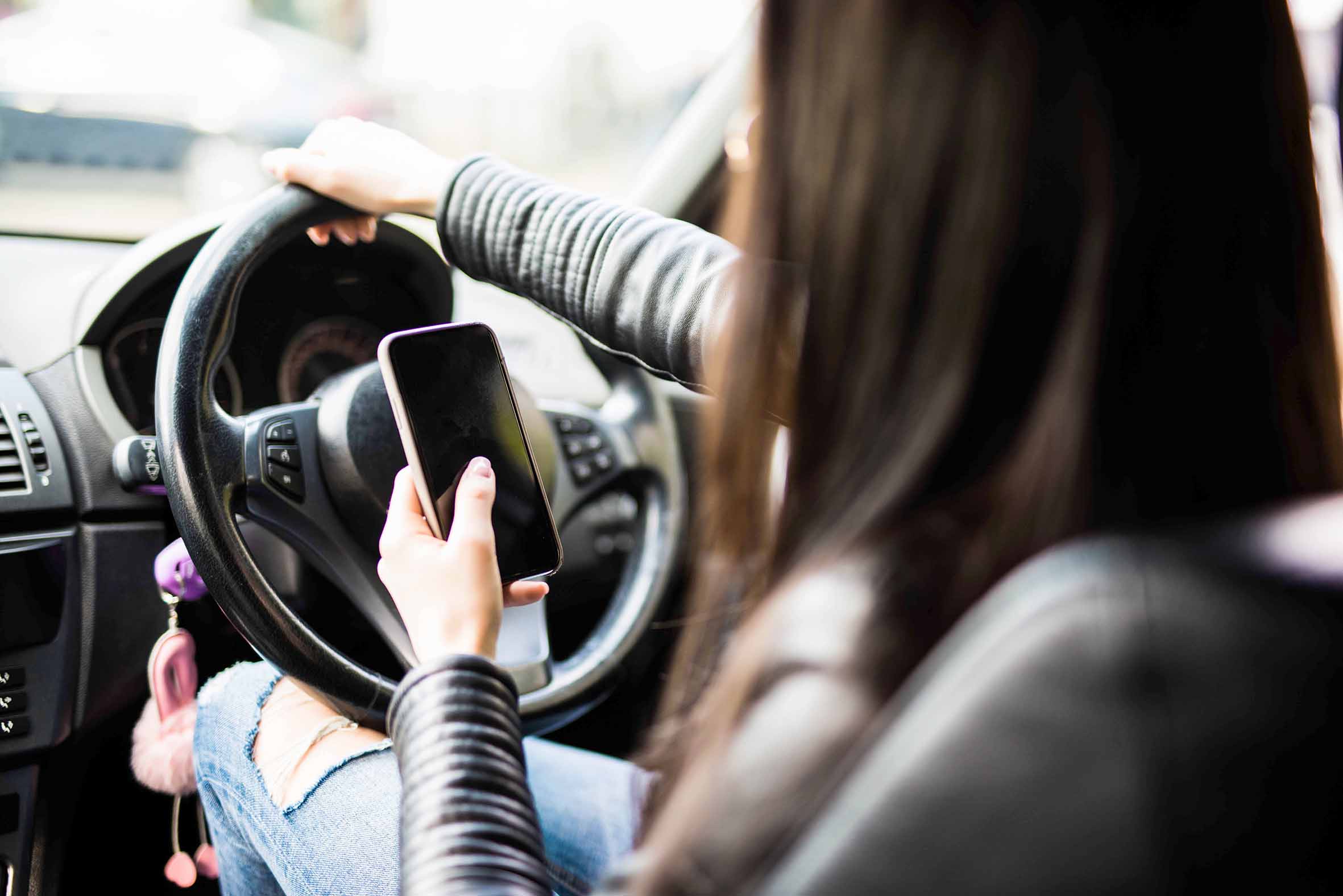 Tightening-up of mobile phone car usage on the way
