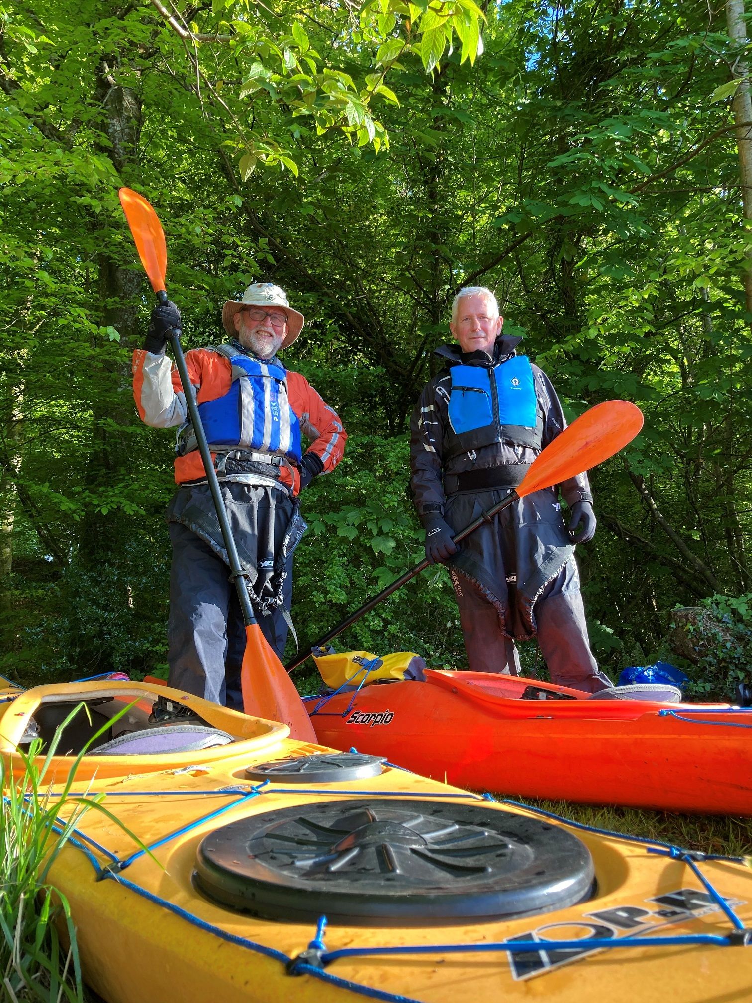  Cormac Ó hÁdhmaill agus Antaine Ó Donnaile 