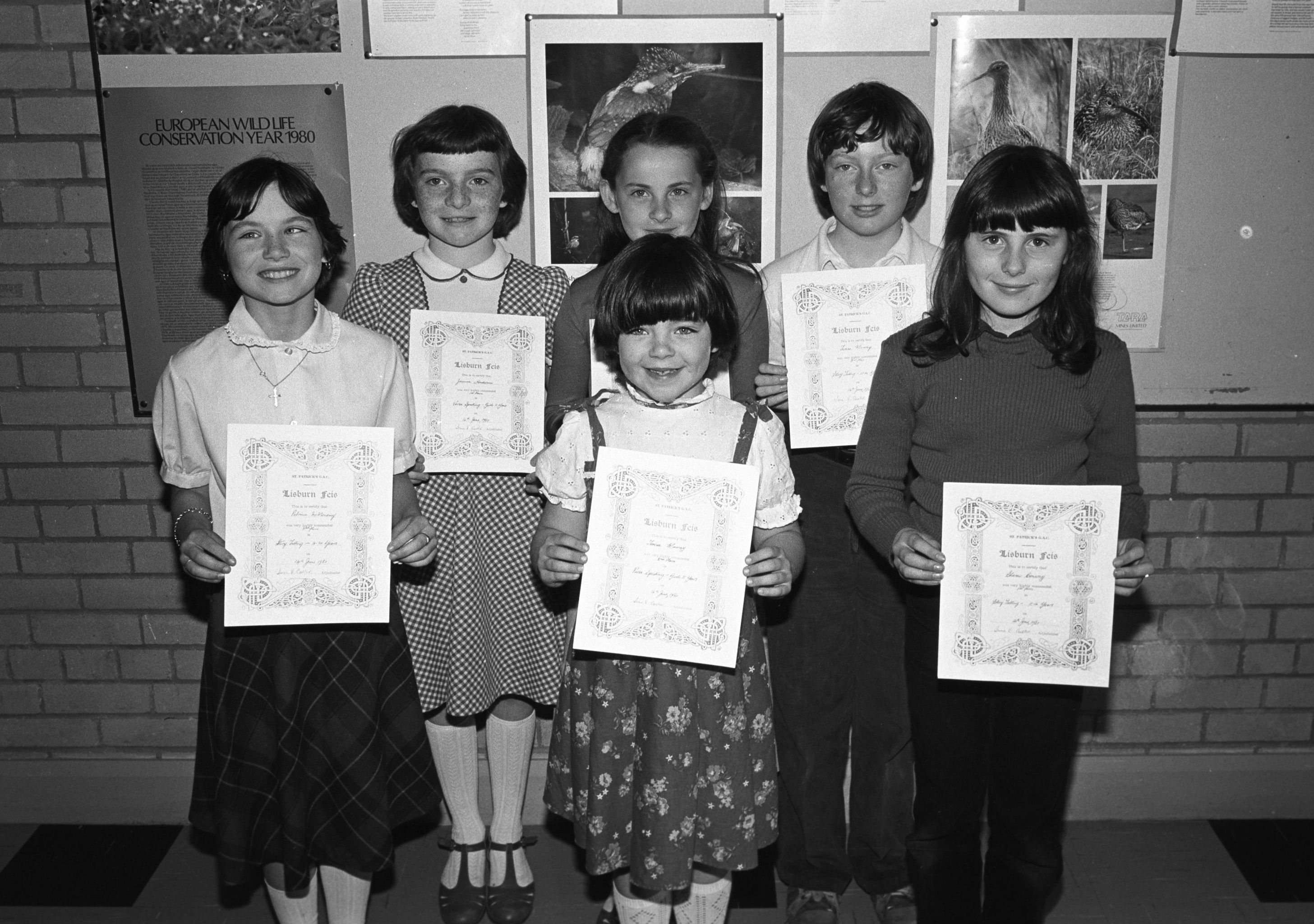 Claire Beggs, Patricia McMenamy, Joanne Anderson, Jeanette McCabe, Teresa Murray, Sharon Conway with their certificates from the Lisburn Féis