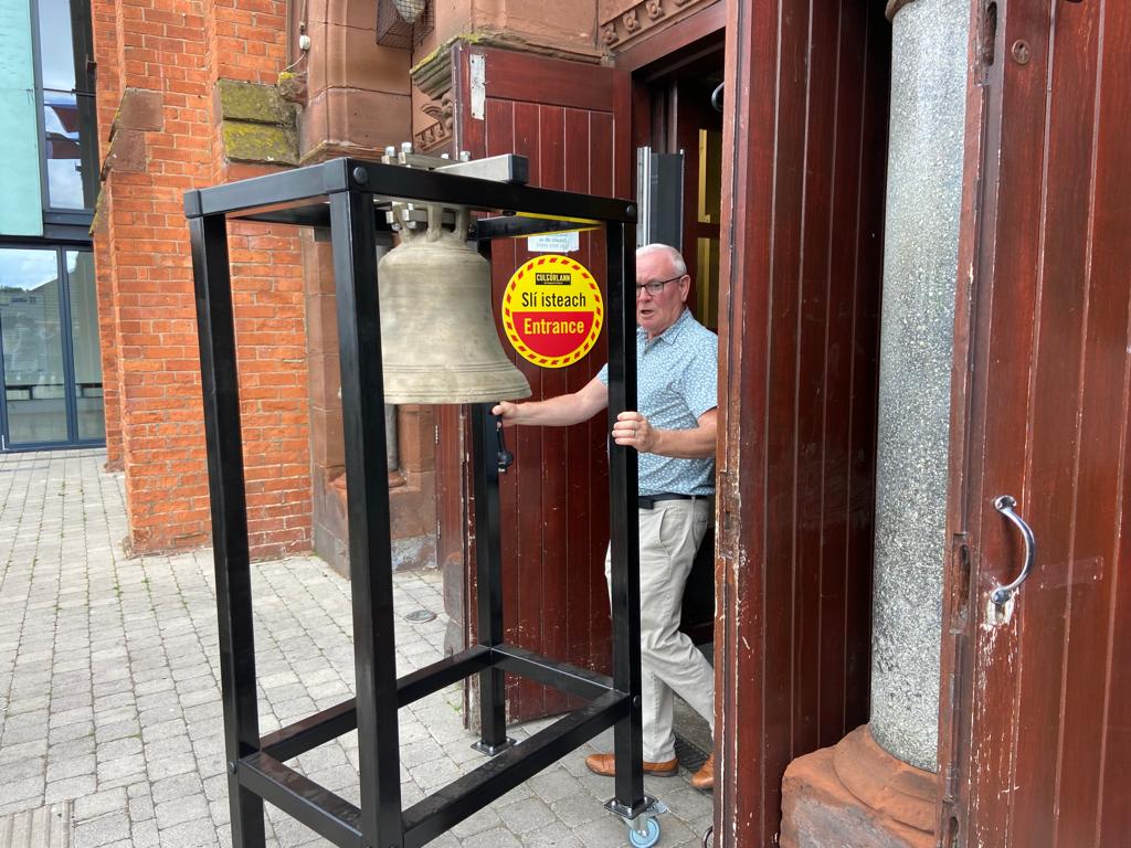 The Broadway Bell is brought out by Jake Mac Siacais
