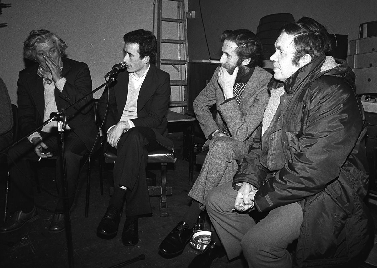 Eddie Keenan, Eoghan Ó Neill and Paddy Ó Clérigh were at the Long Kesh republican prisoner fundraiser céilí and Irish language quiz organised by the Gaeil Bheal Feirste at the Martin Forsythe Club in the run-up to Christmas 1981