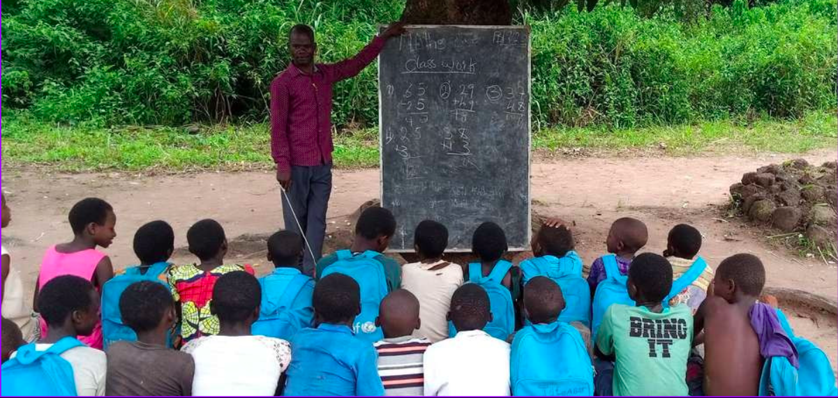 SCHOOL: Children from Western Equatoria are currently having to learn underneath trees SCHOOL: Children from Western Equatoria are currently having to learn underneath trees