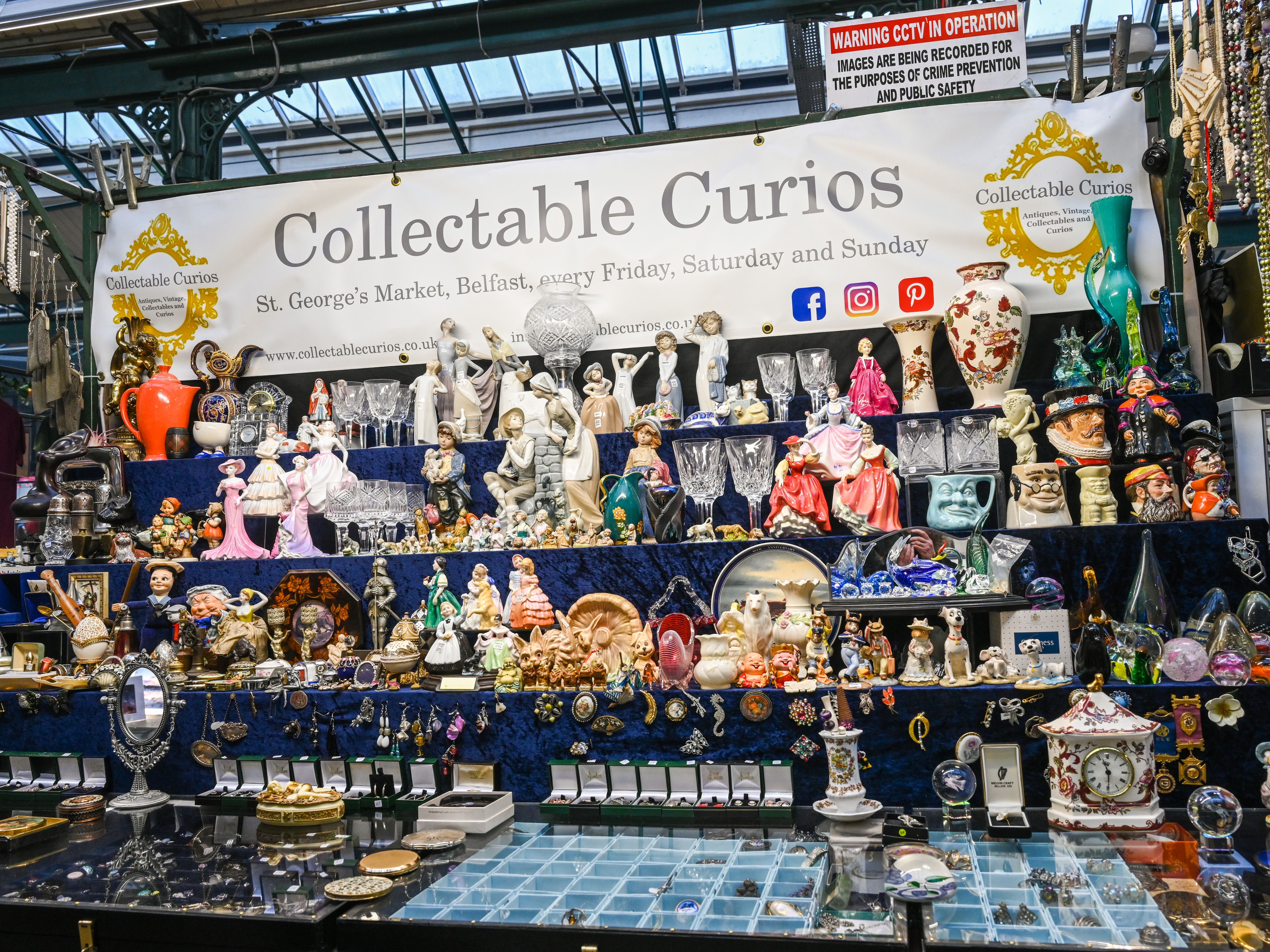 Collectable Curios: antiques, vintage collectables and curios
