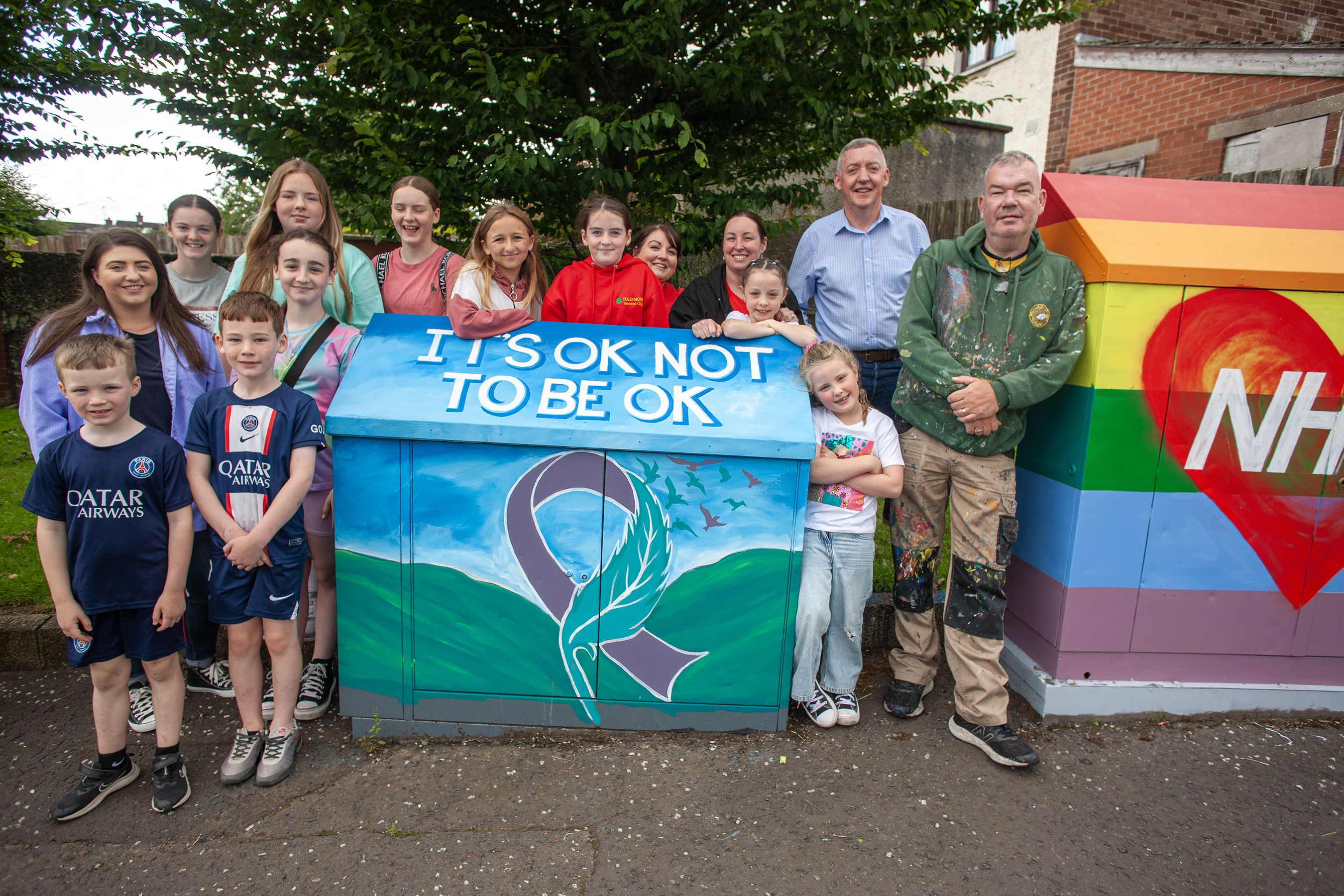 The team who are brightening up the area around the Shaws Road