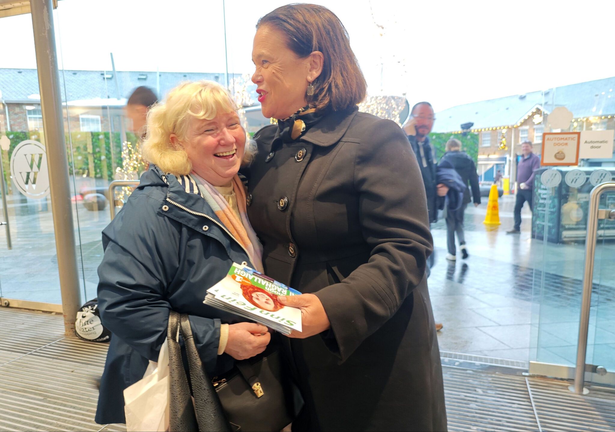 AN FREASÚRA: Mary Lou ag canbhásáil i gCill Dara 