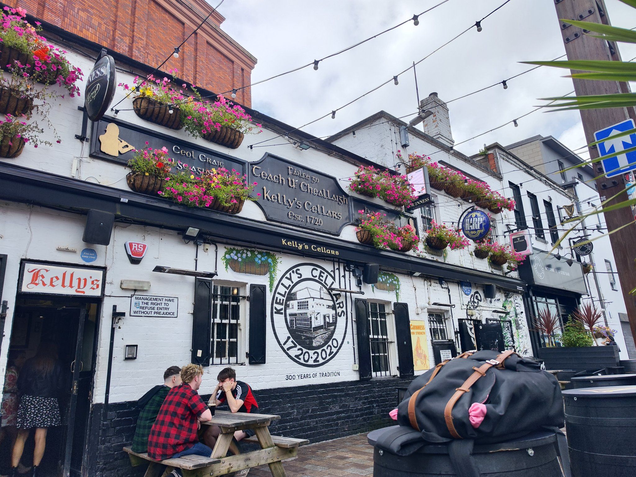 KELLY'S CELLARS: "A top 10 Guinness for me"