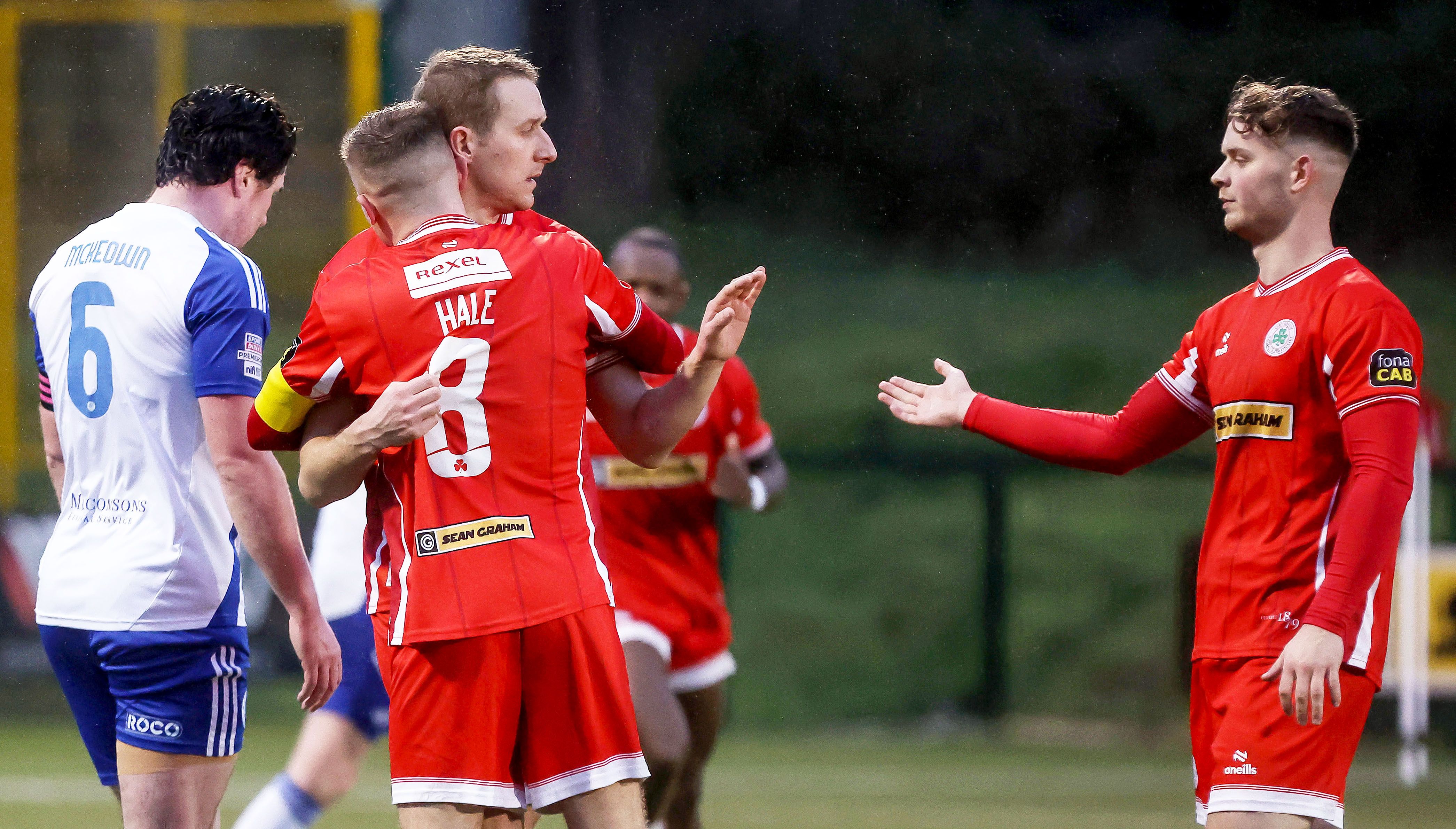 Johnny Addis restored the Reds lead to 3-2