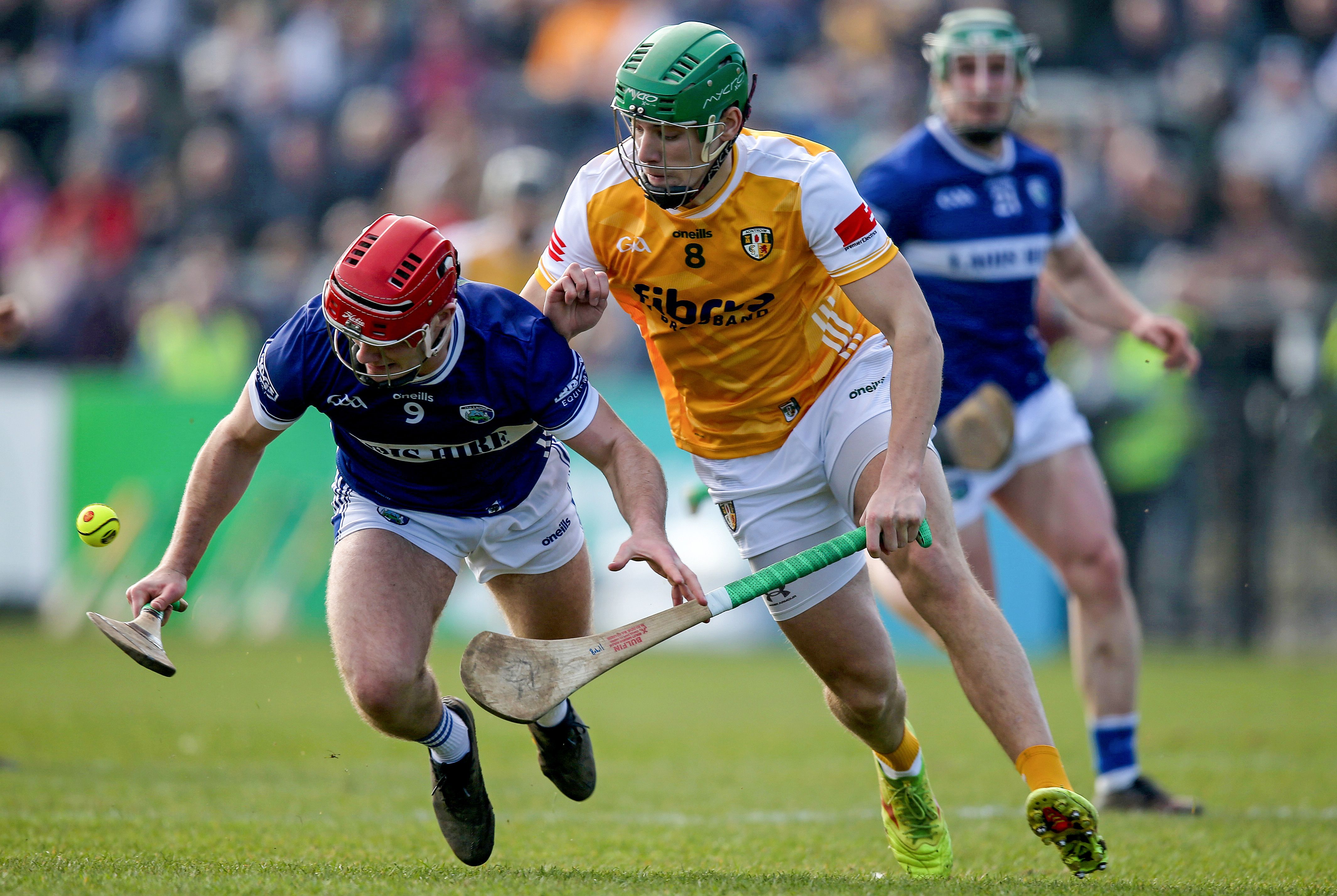 Conall Bohill challenges David Dooley 