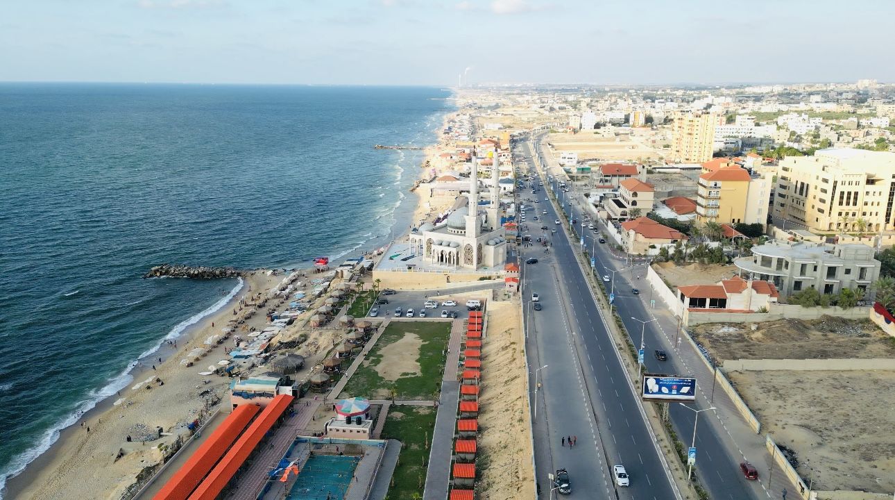 Life by the sea in Gaza
