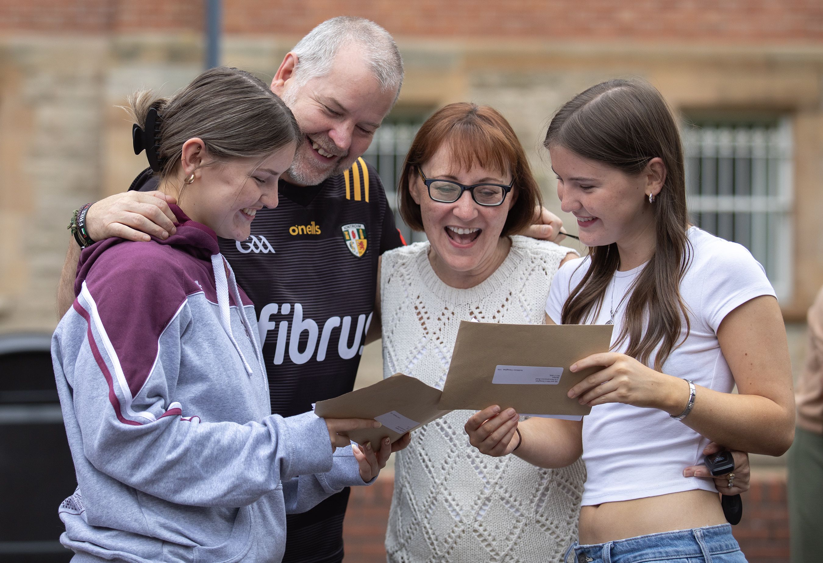 Cuisle Nic Leanacháin with her mum Breanda, dad Ruairí and sister Aoibhinn 