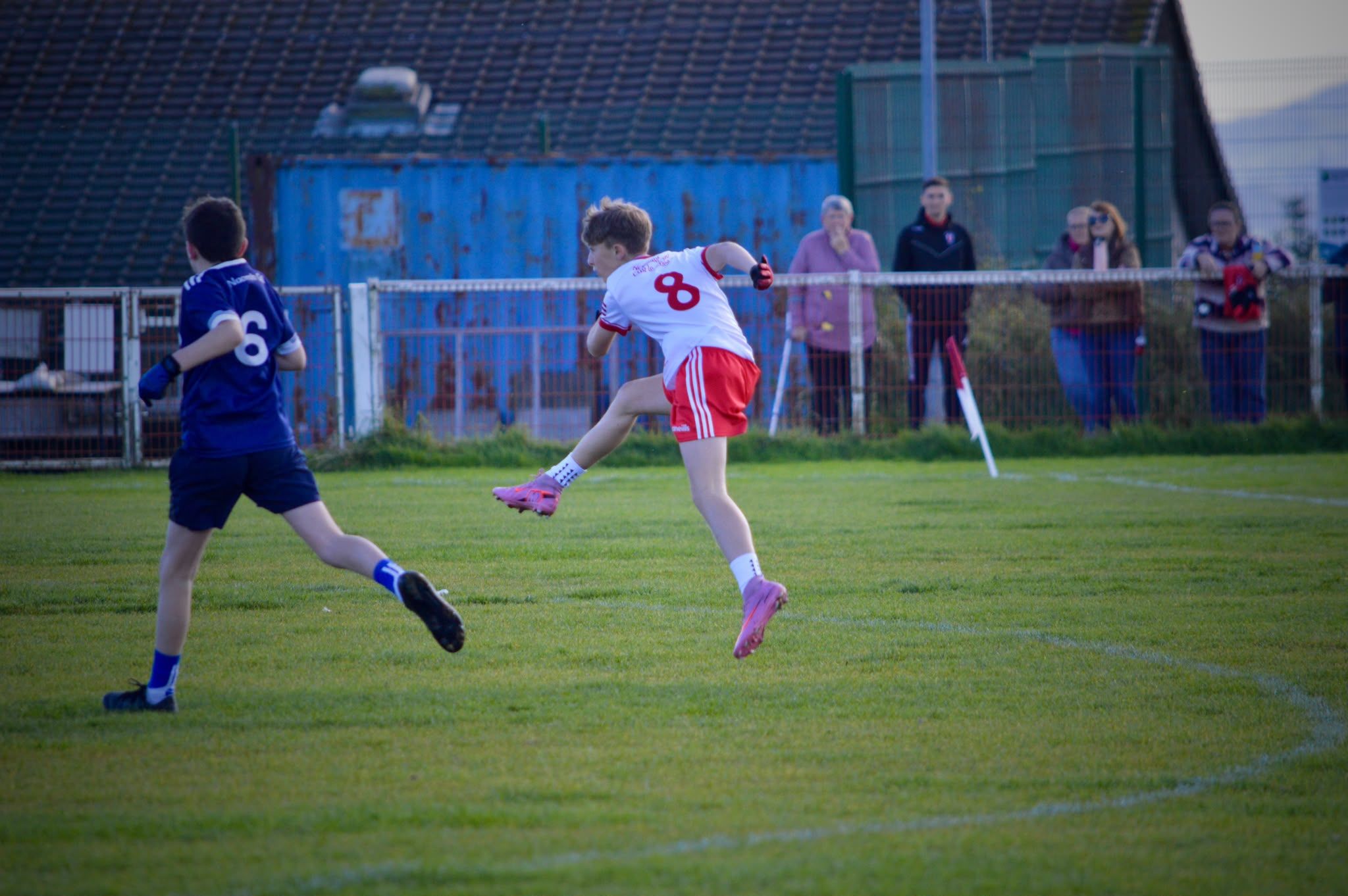 St Gall's challenged the hosts Lámh Dhearg