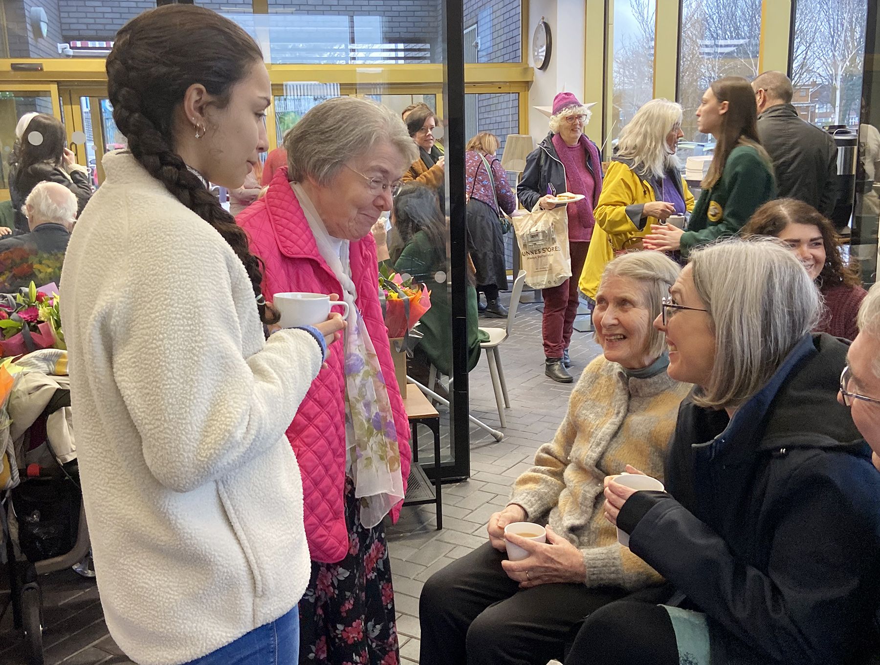 ÉACHT: Aitheantas do mhná an phobail Ghaelaigh