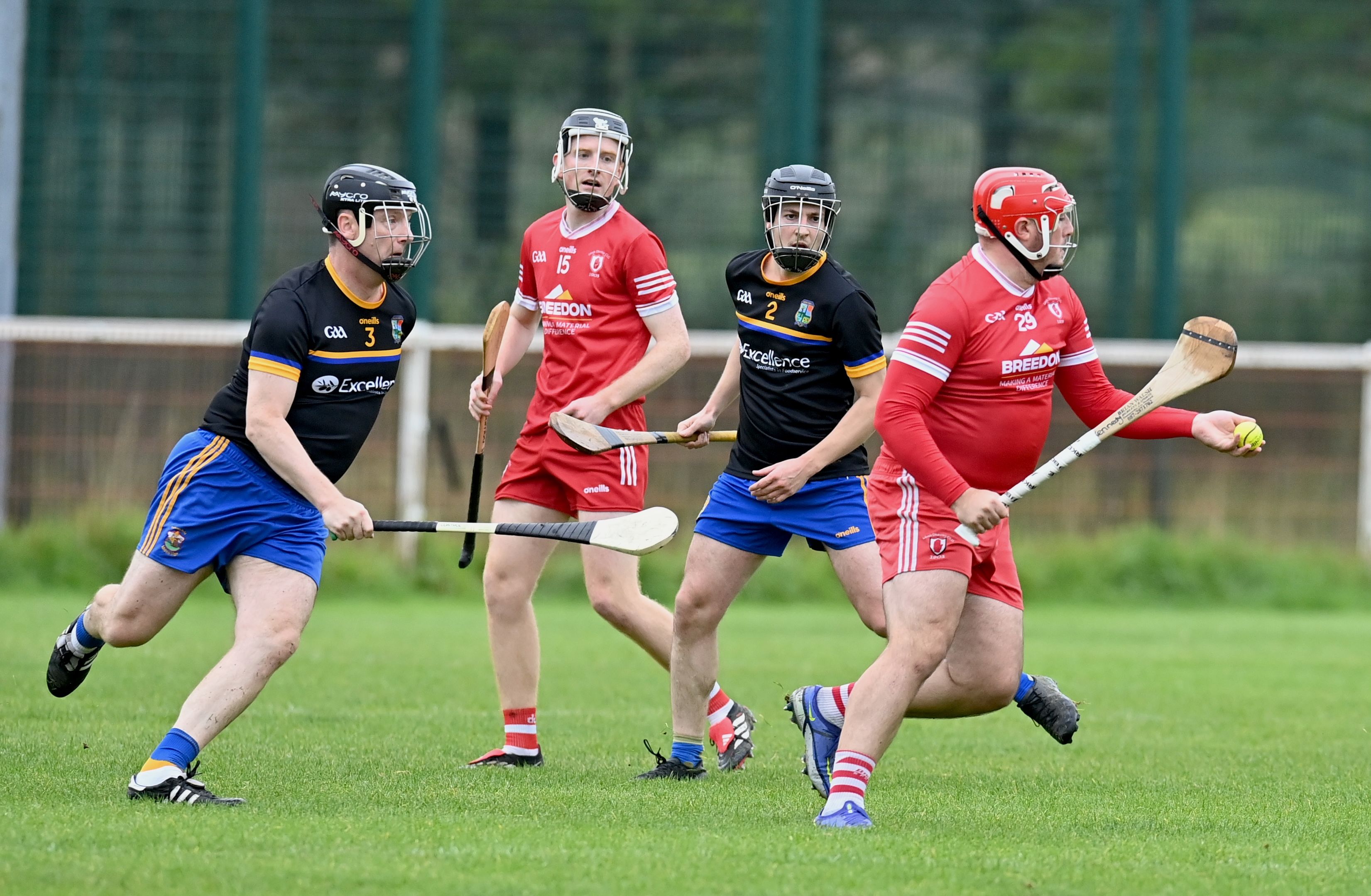 Lamh Dhearg will face Gort na Mona in the semi-final
