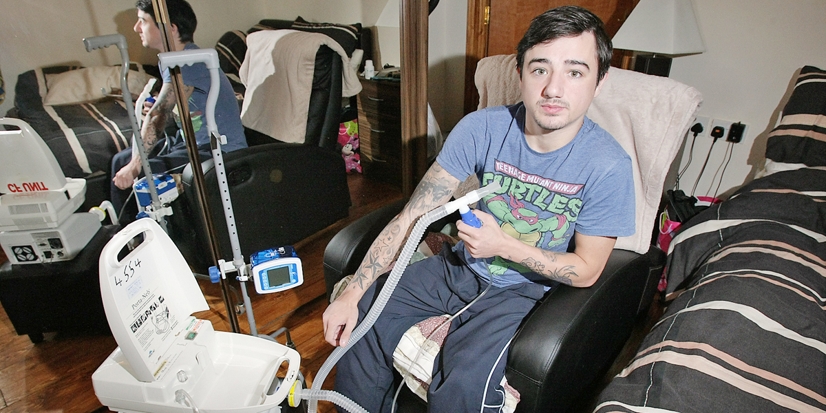 Cystic Fibrosis sufferer Daniel Gray is waiting on a double lung transplant