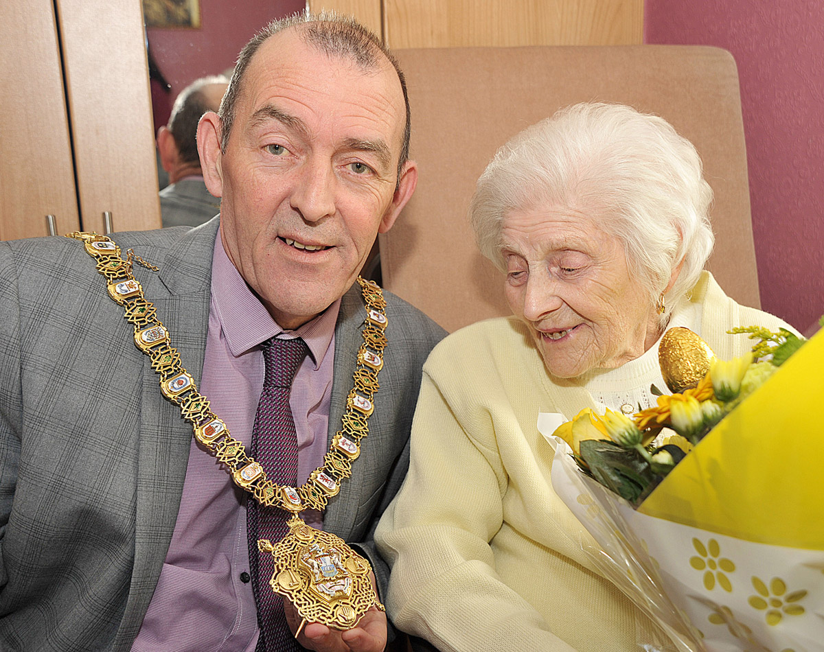 Lord Mayor Arder Carson brought a bunch of flowers and the chain of office with him on a visit to his mother Alice on his first day in office