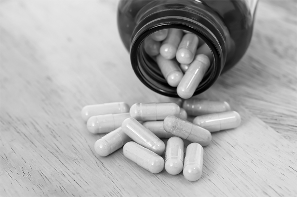 A Queen’s University expert is warning of the serious health risks of herbal supplements