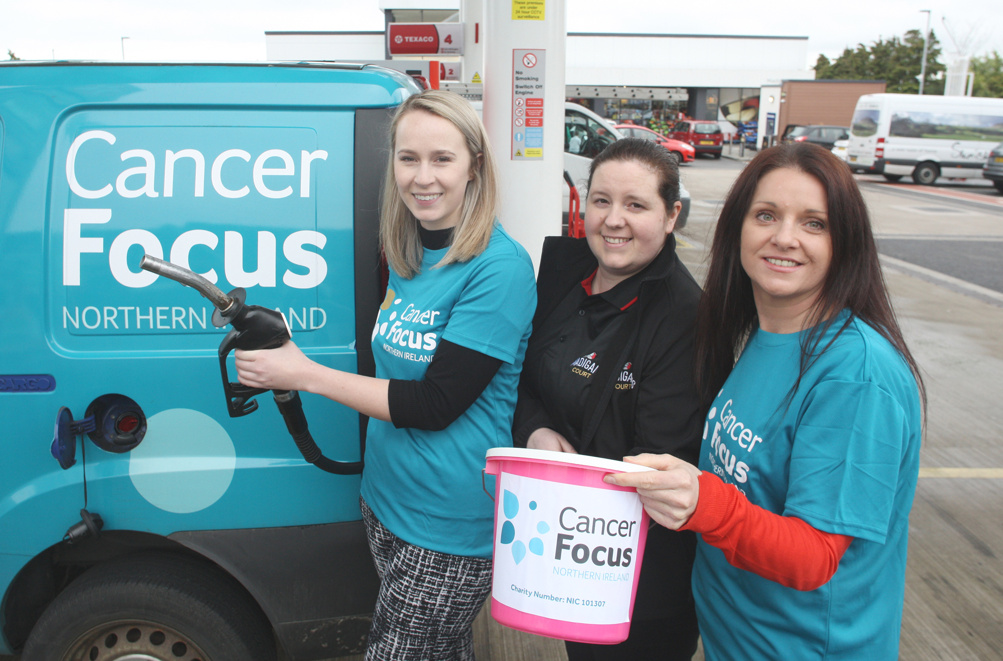 Fuelling  Anna-Marie Nolan\'s attempt to run the Chicago marathonat the Madigan\'s Court Spar in North Belfast, which is backing her fundraising efforts along with Joisie McKernan and Jillian Wallace
