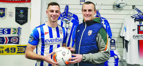 Matthew Fitzpatrick with Coleraine manager Oran Kearney after signing a pre-contract with the Irish Premiership club before Christmas